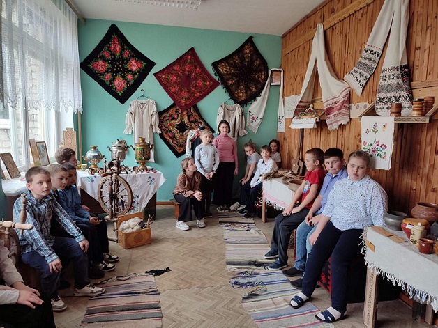 Школьный музей "Русская изба".